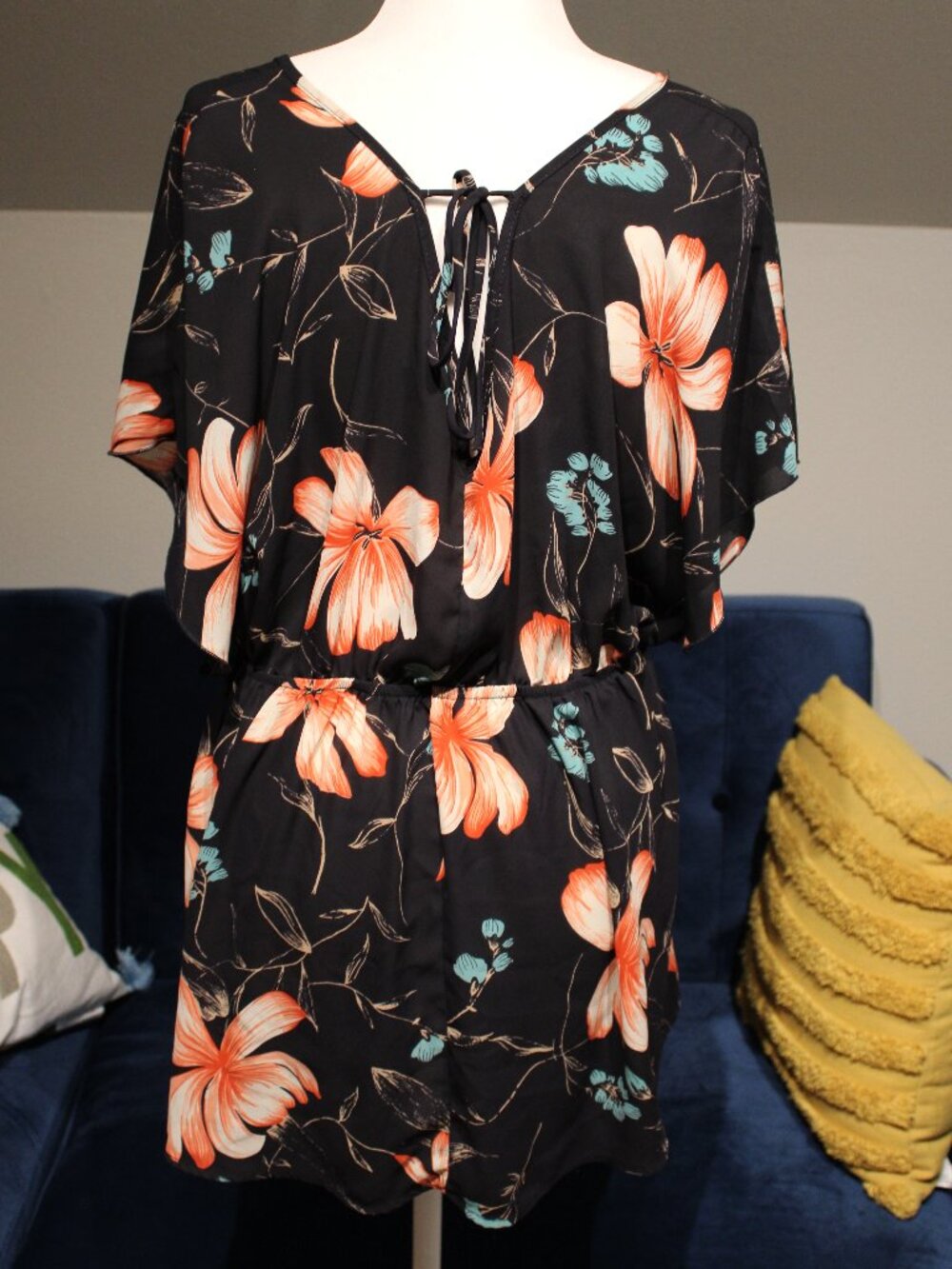 Torrid Floral Top - Picture 4 of 4